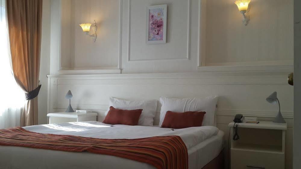 La Palace Suites Sisli Estambul Exterior foto